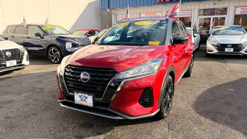 2023 Nissan Kicks - Image 4 of 12