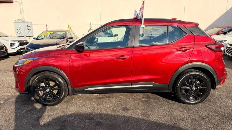 2023 Nissan Kicks - Image 10 of 12