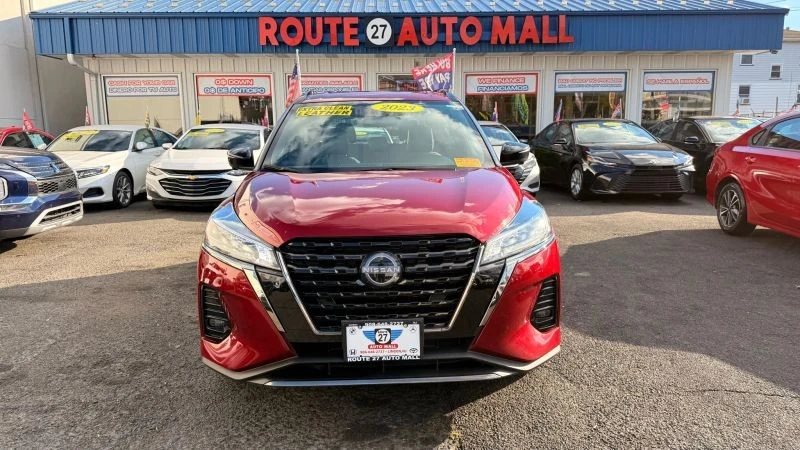 2023 Nissan Kicks - Image 3 of 12