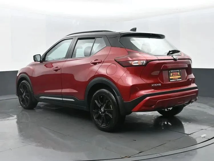 2023 Nissan Kicks - Image 9 of 12