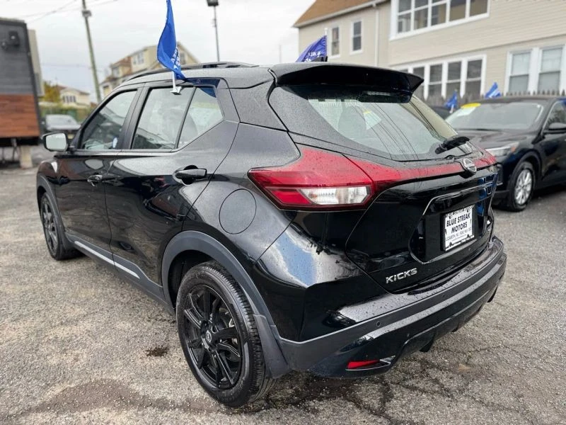 2023 Nissan Kicks - Image 8 of 12