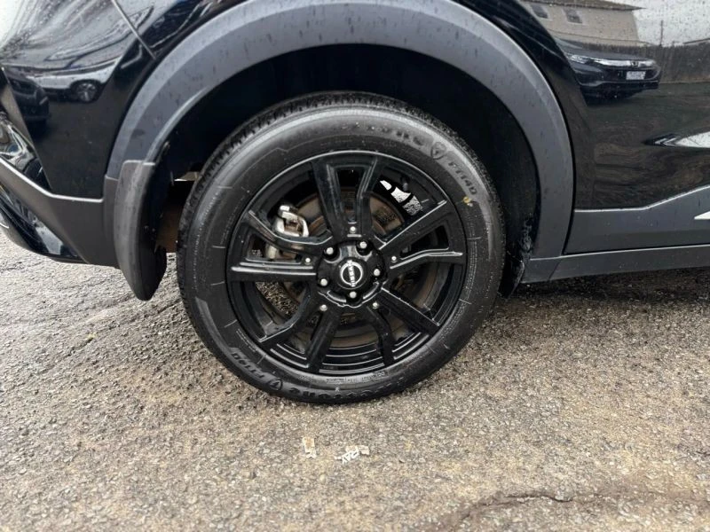 2023 Nissan Kicks - Image 11 of 12