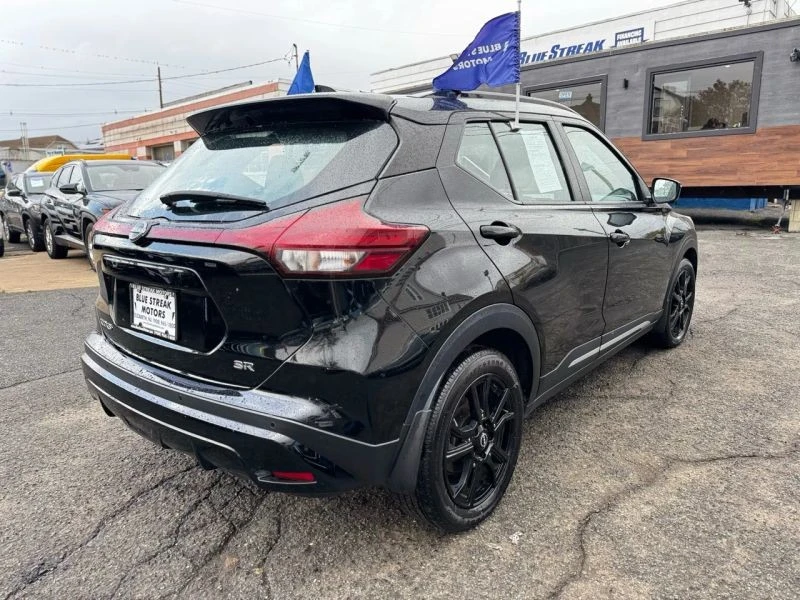 2023 Nissan Kicks - Image 10 of 12
