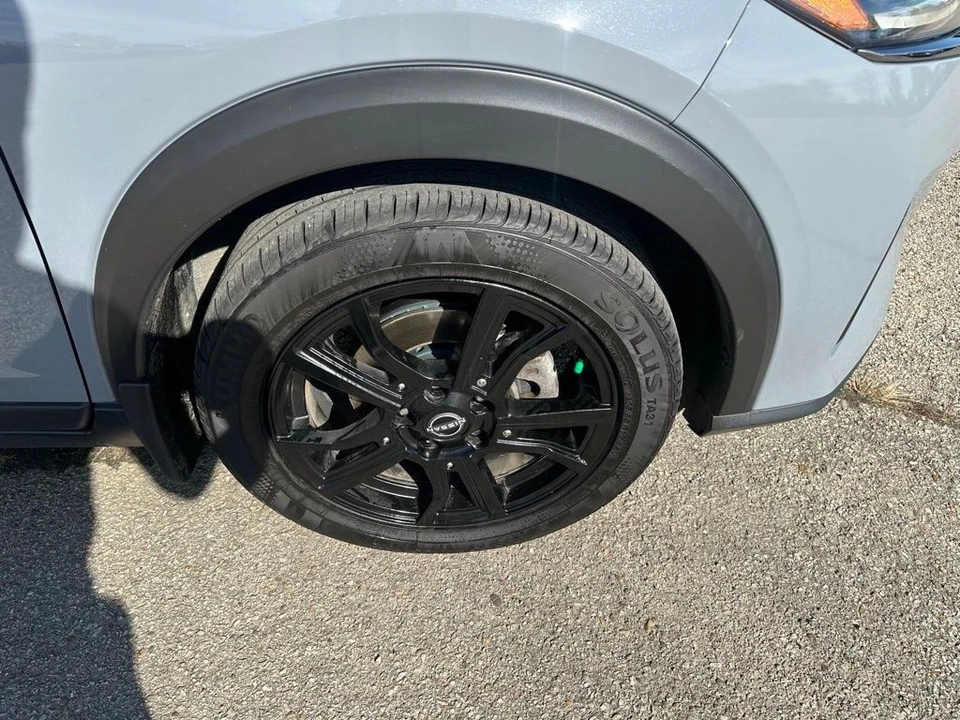 2023 Nissan Kicks - Image 11 of 12