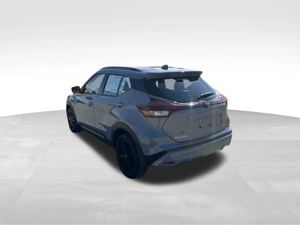 2023 Nissan Kicks - Image 2 of 12