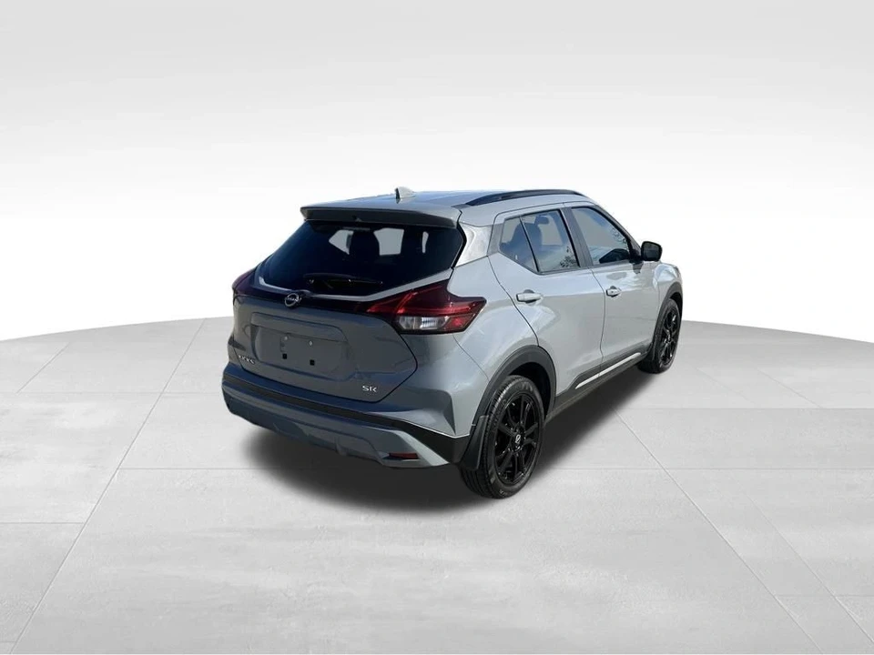 2023 Nissan Kicks - Image 4 of 12