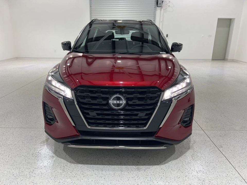 2023 Nissan Kicks - Image 8 of 21