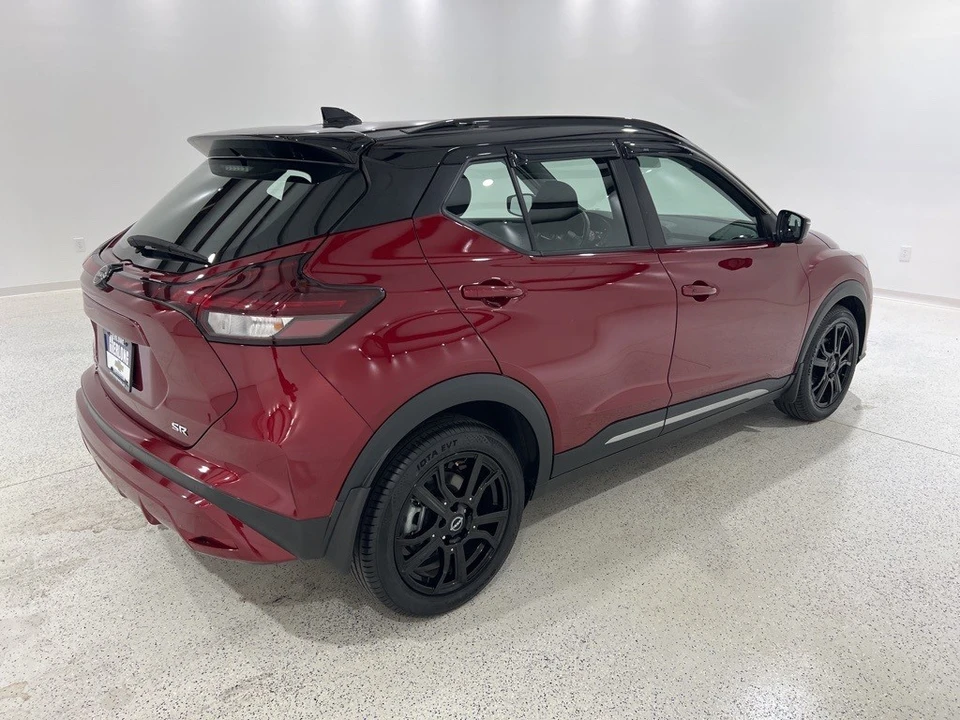 2023 Nissan Kicks - Image 5 of 12
