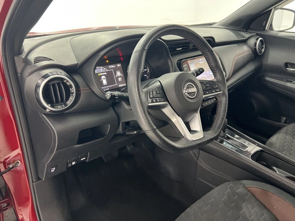 2023 Nissan Kicks - Image 9 of 21