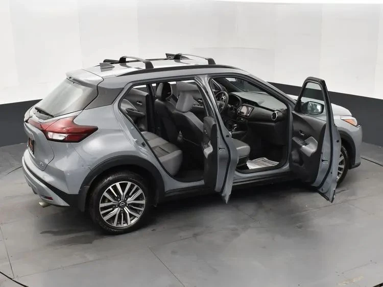 2023 Nissan Kicks - Image 6 of 12