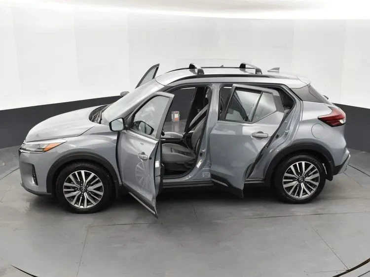 2023 Nissan Kicks - Image 7 of 12