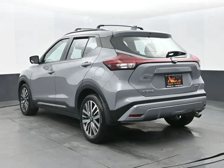2023 Nissan Kicks - Image 9 of 12