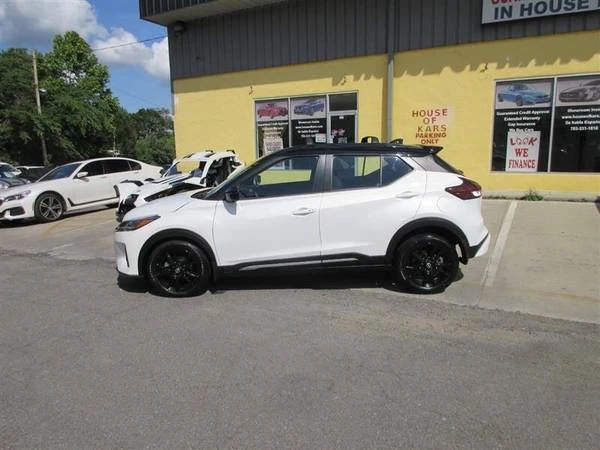 2023 Nissan Kicks - Image 2 of 21
