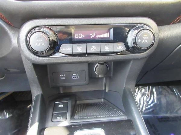 2023 Nissan Kicks - Image 19 of 21