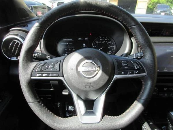 2023 Nissan Kicks - Image 13 of 21