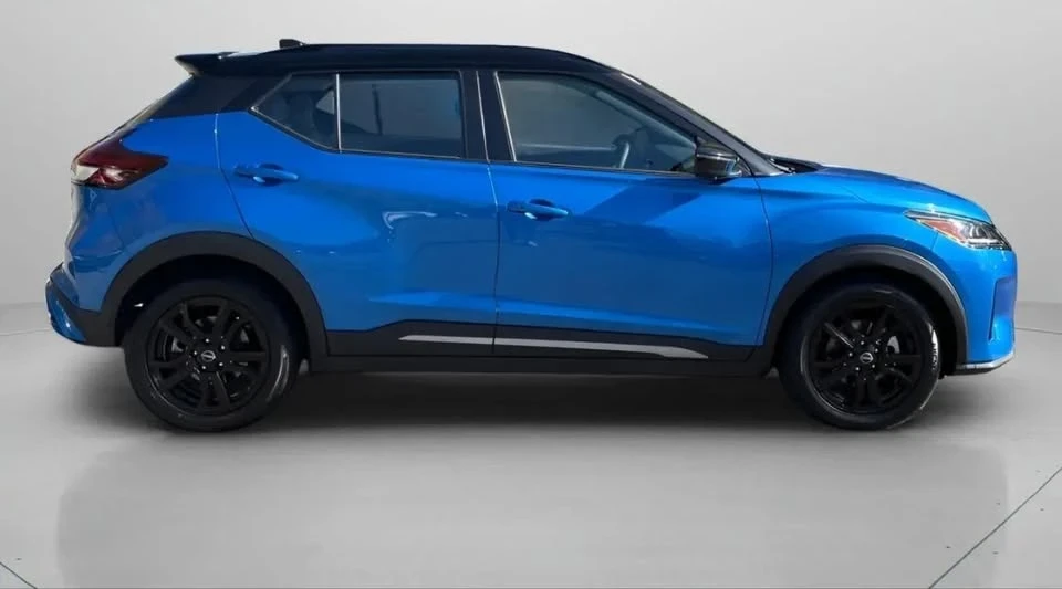 2023 Nissan Kicks - Image 7 of 15