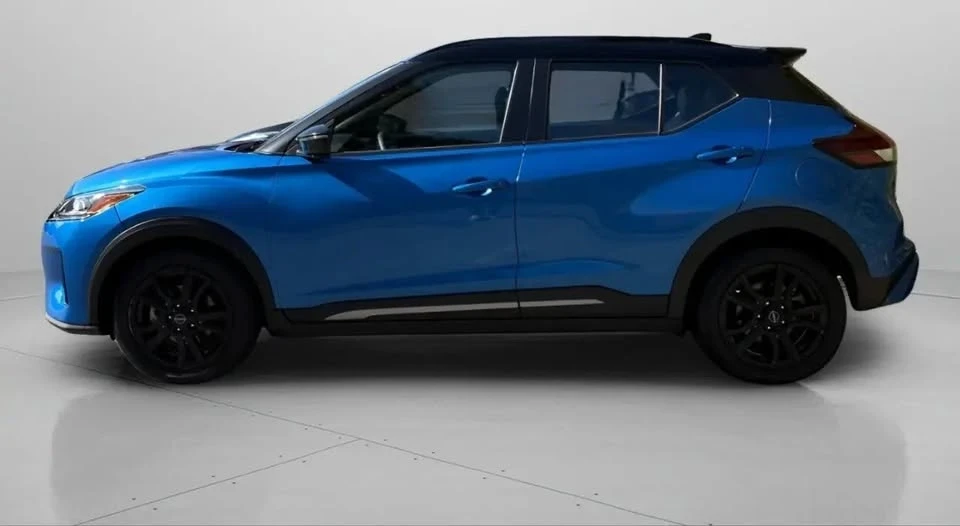 2023 Nissan Kicks - Image 3 of 15