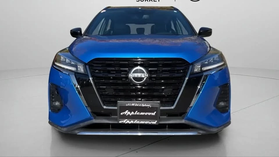 2023 Nissan Kicks - Image 2 of 15
