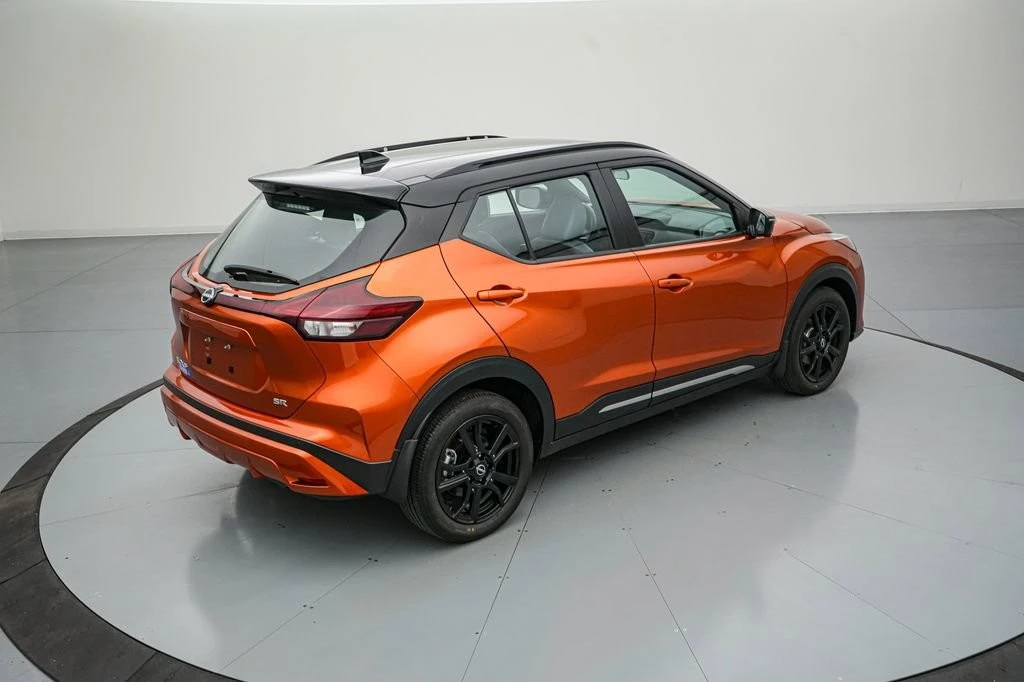 2023 Nissan Kicks - Image 5 of 26