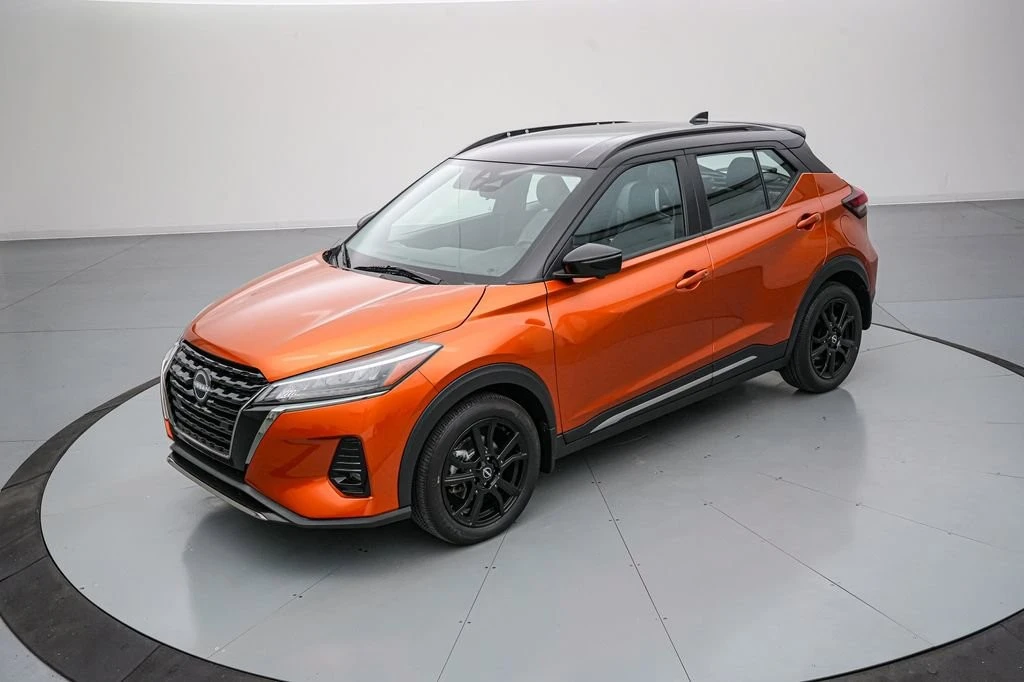 2023 Nissan Kicks - Image 9 of 26