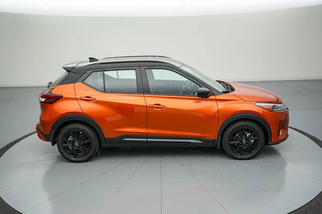 2023 Nissan Kicks - Image 4 of 26