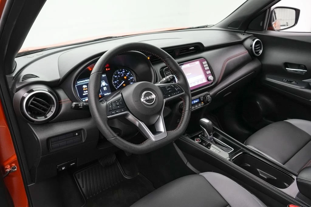 2023 Nissan Kicks - Image 14 of 26