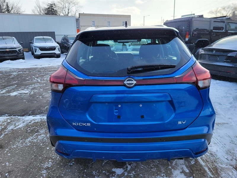 2023 Nissan Kicks - Image 6 of 16