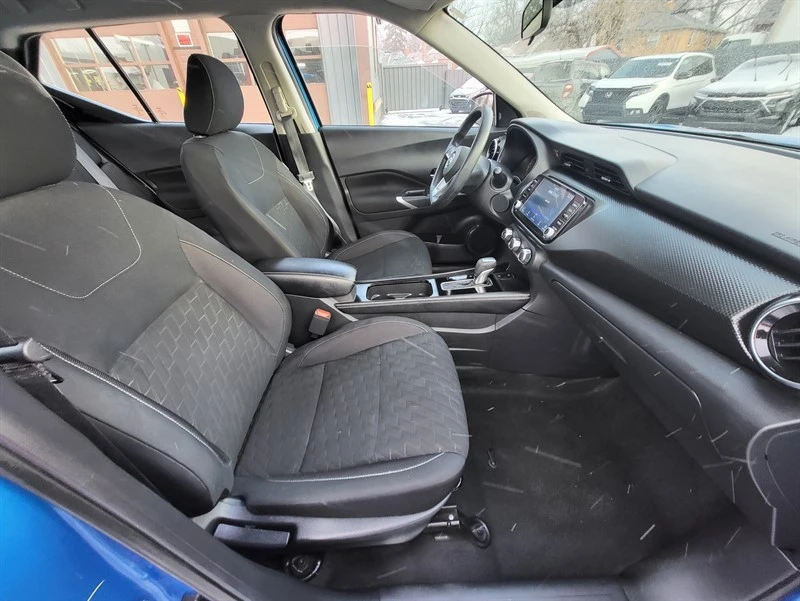 2023 Nissan Kicks - Image 9 of 16