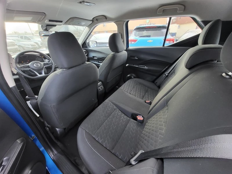 2023 Nissan Kicks - Image 13 of 16