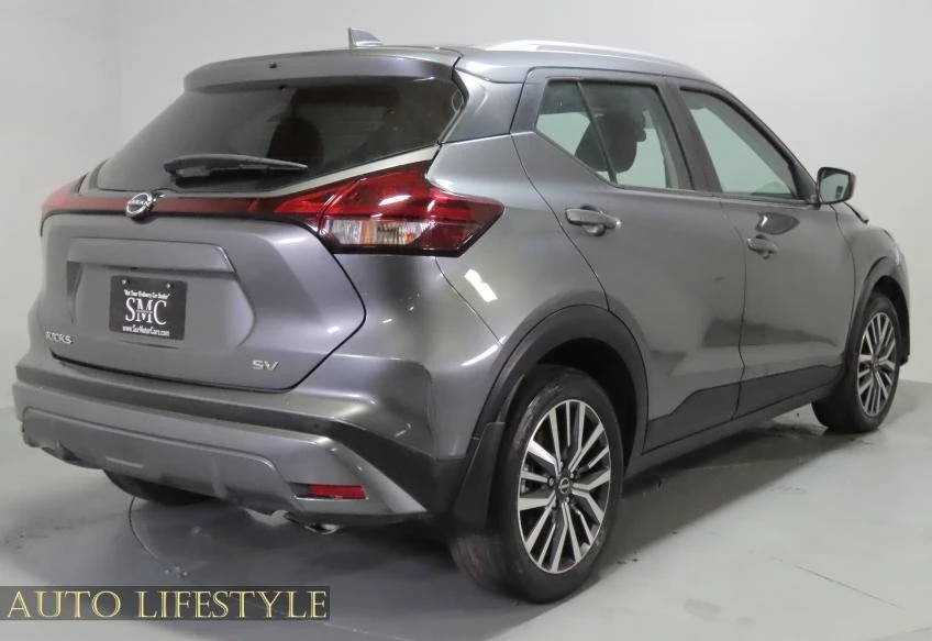 2023 Nissan Kicks - Image 8 of 21