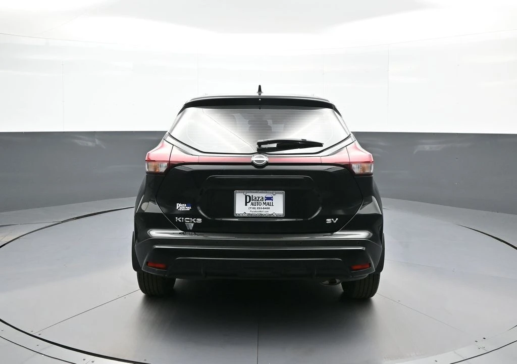 2023 Nissan Kicks - Image 7 of 31