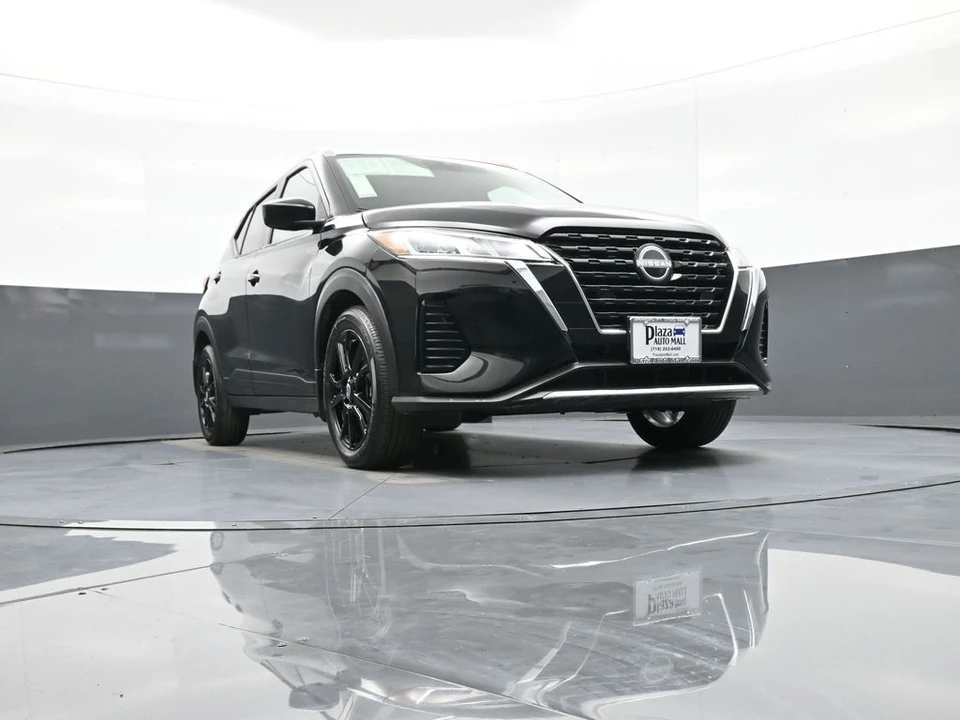 2023 Nissan Kicks - Image 27 of 31