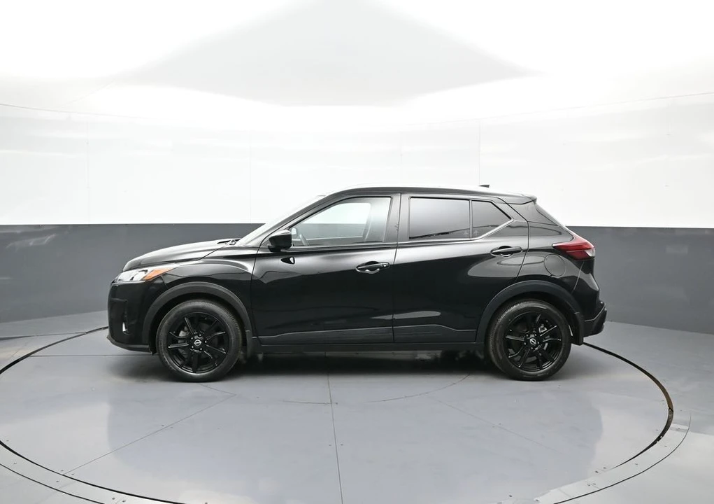 2023 Nissan Kicks - Image 9 of 31