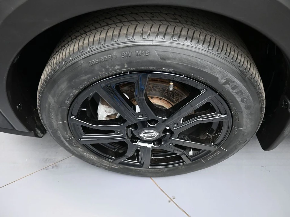 2023 Nissan Kicks - Image 14 of 31