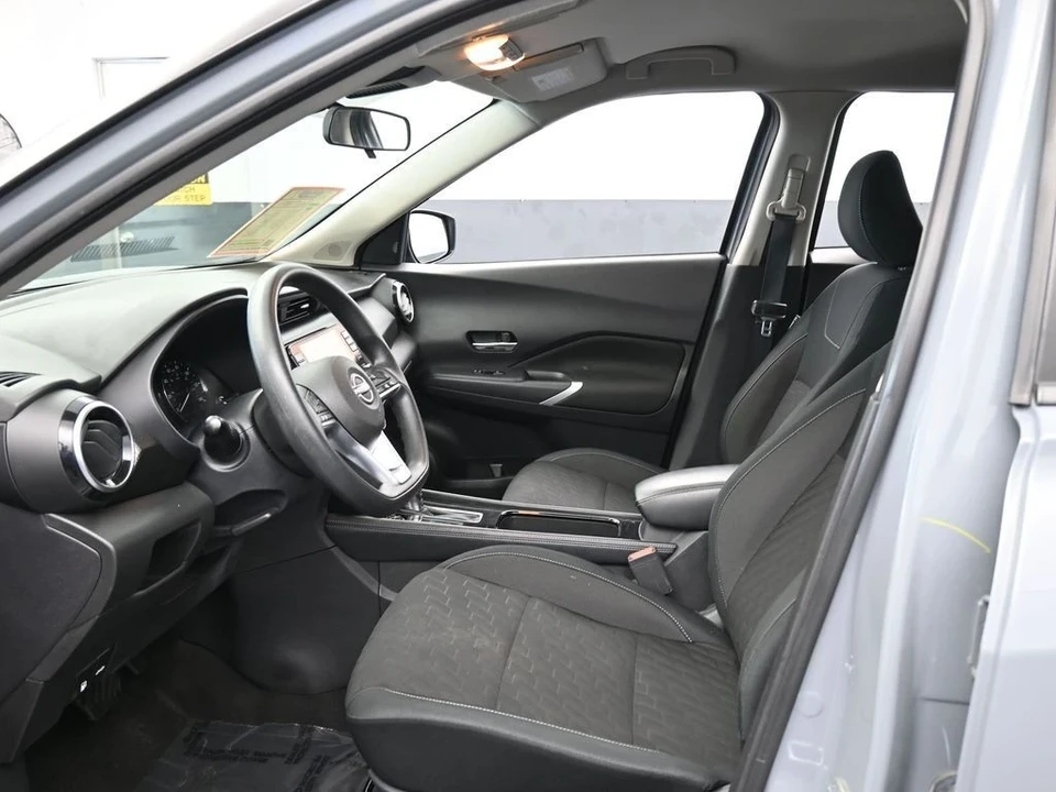 2023 Nissan Kicks - Image 11 of 12