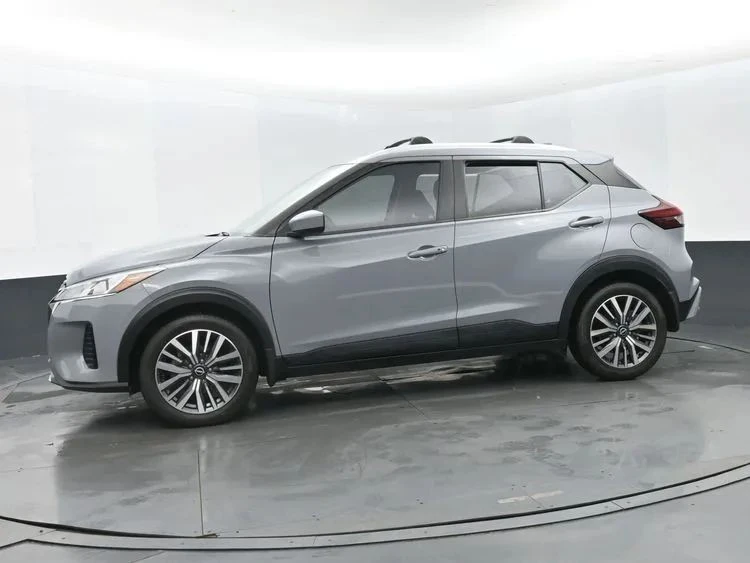 2023 Nissan Kicks - Image 5 of 12