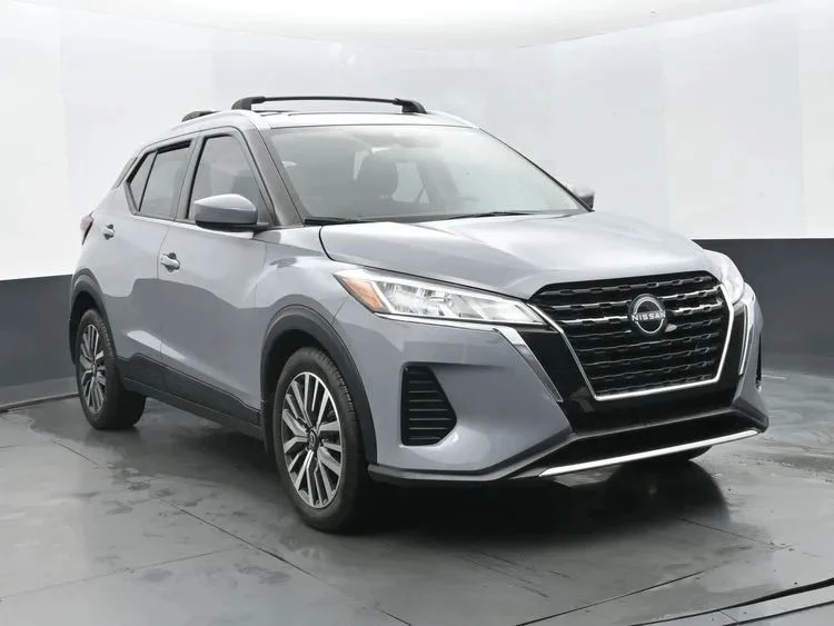 2023 Nissan Kicks - Image 2 of 12