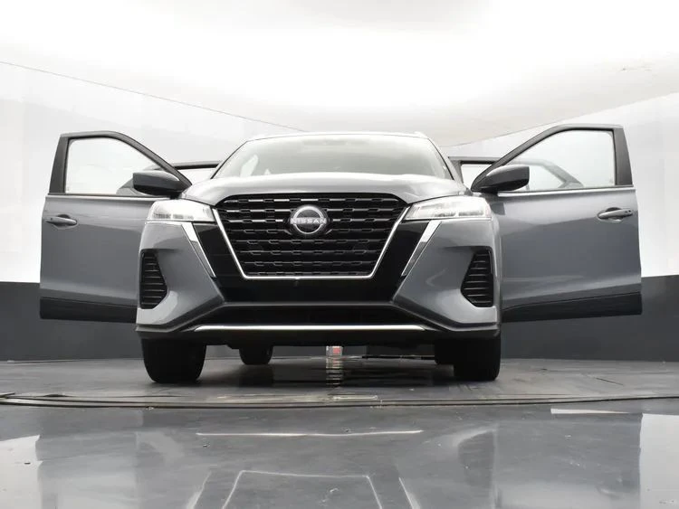 2023 Nissan Kicks - Image 11 of 12
