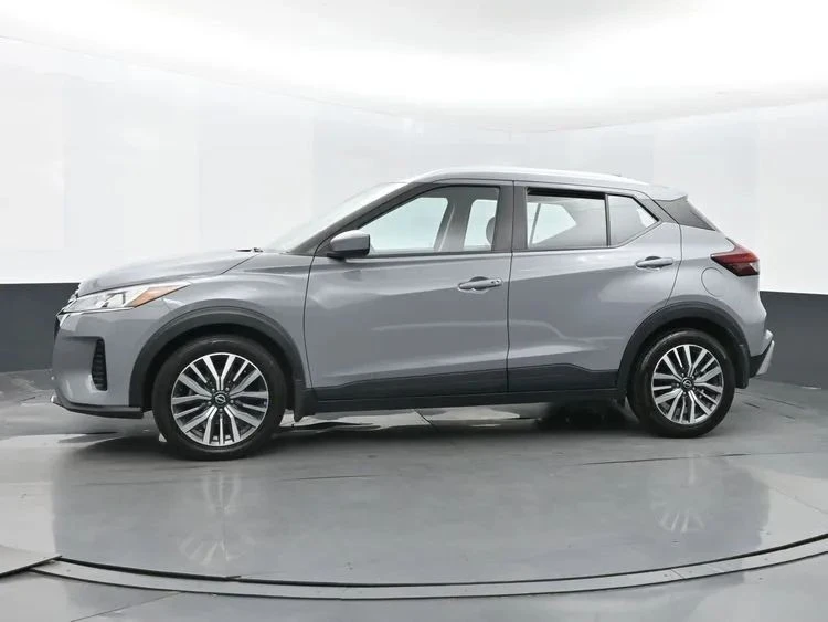 2023 Nissan Kicks - Image 5 of 12
