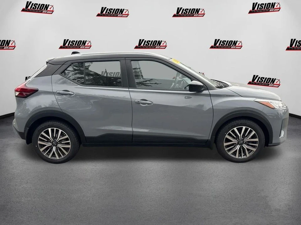 2023 Nissan Kicks - Image 4 of 12