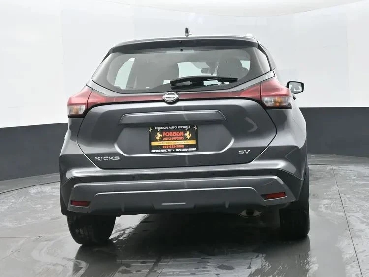 2023 Nissan Kicks - Image 8 of 12