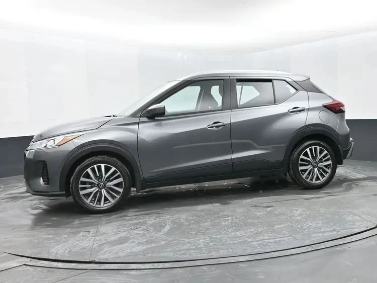 2023 Nissan Kicks - Image 5 of 12