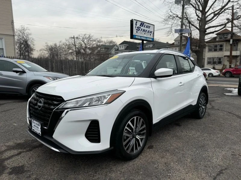 2023 Nissan Kicks - Image 5 of 12