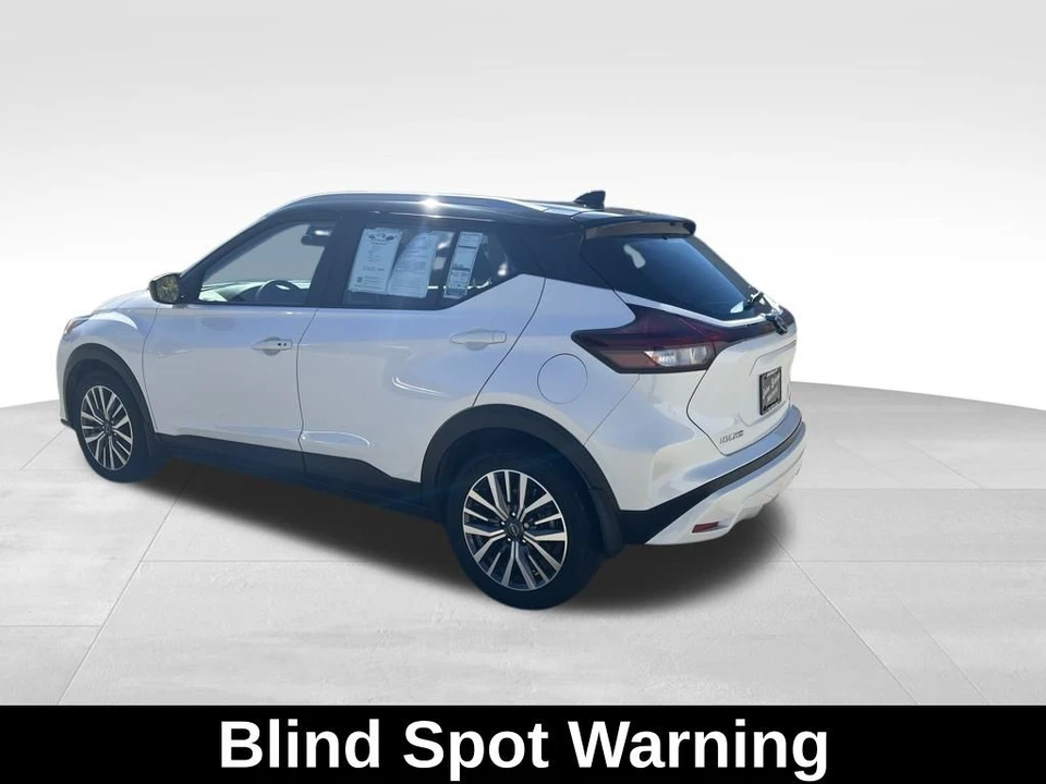 2023 Nissan Kicks - Image 3 of 12