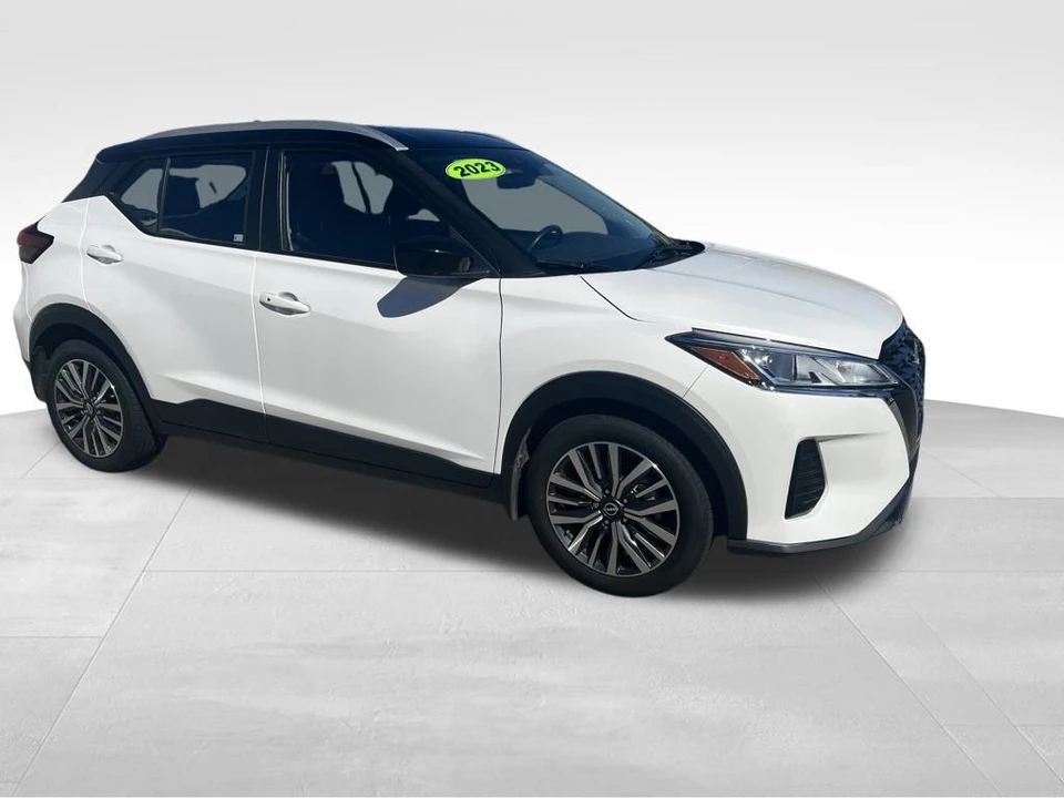 2023 Nissan Kicks - Image 9 of 12