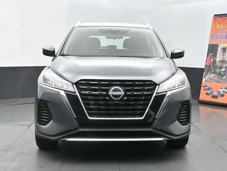 2023 Nissan Kicks - Image 3 of 12
