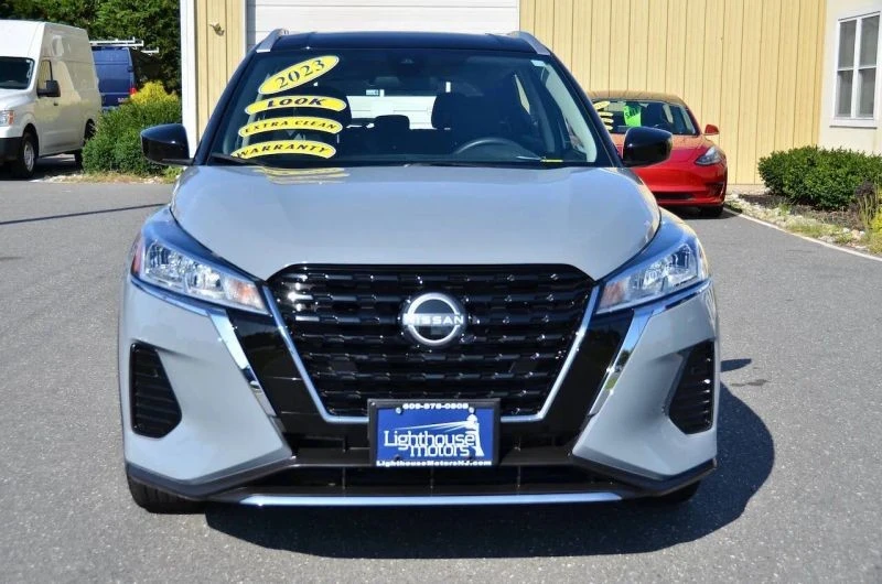2023 Nissan Kicks - Image 3 of 12