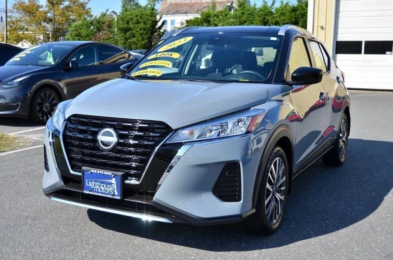 2023 Nissan Kicks - Image 4 of 12