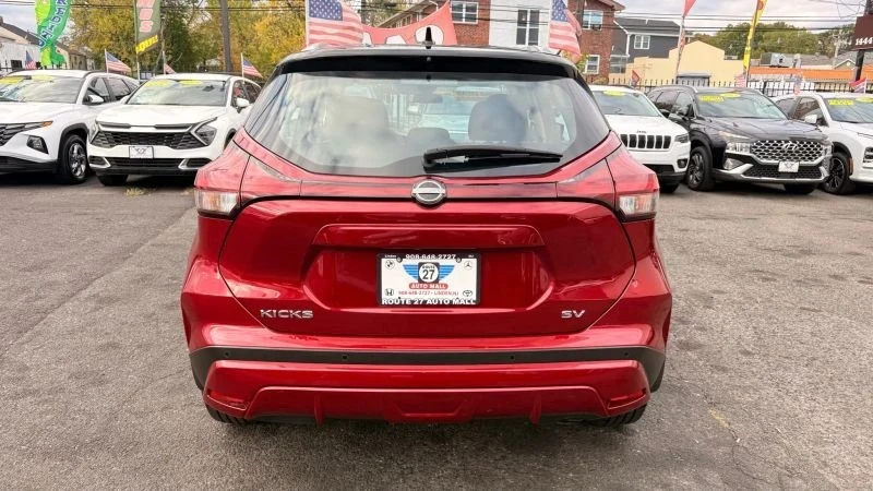 2023 Nissan Kicks - Image 6 of 12