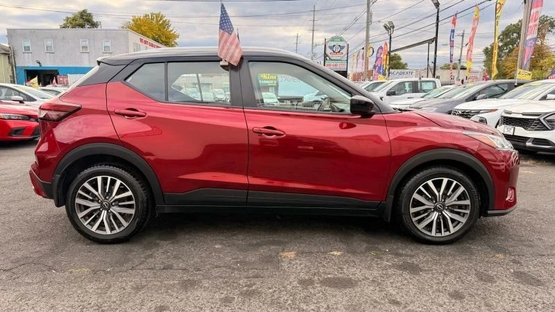 2023 Nissan Kicks - Image 11 of 12